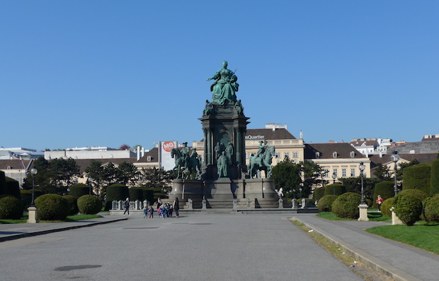 венская площадь Марии-Терезии