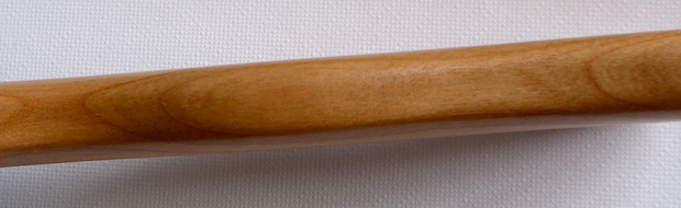 ручка из древесины вишни